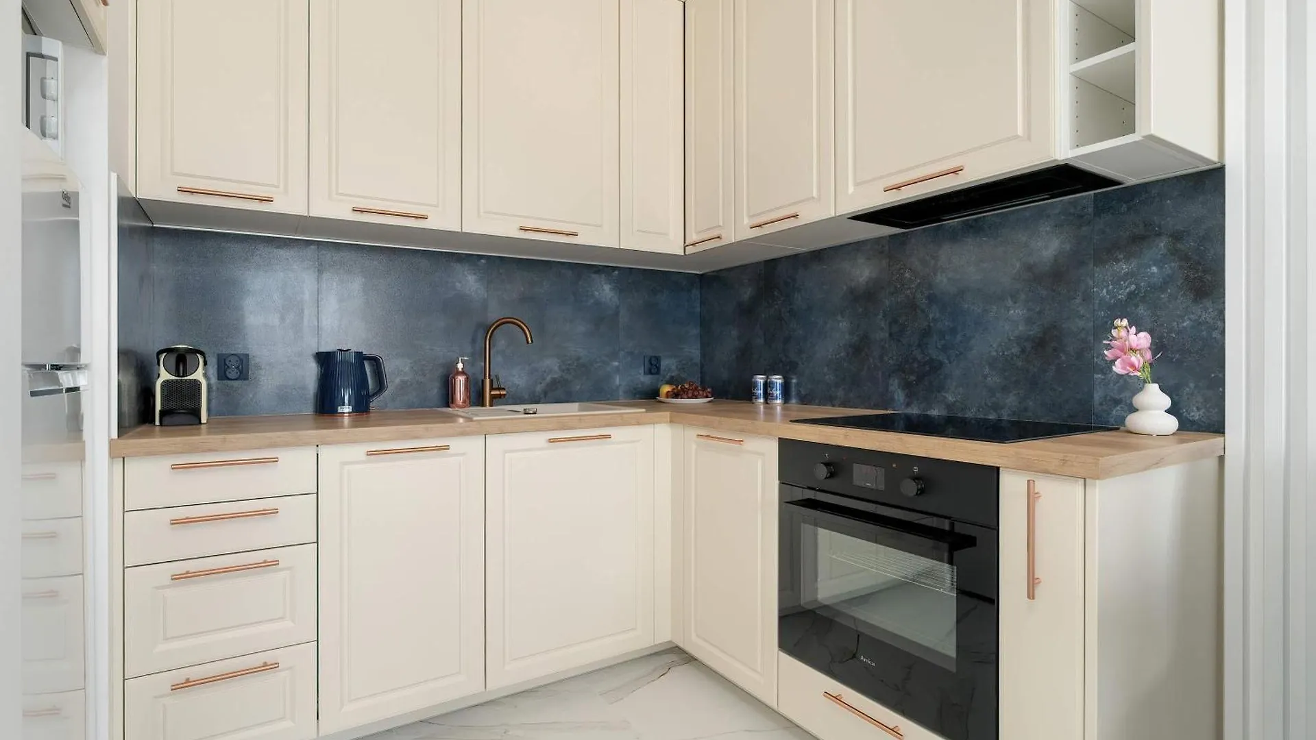 Prestizowy Apartament W Poznaniu Katowicka 2B I Parking W Garazu By Noclegi Renters 0*, 波兹南 波兰